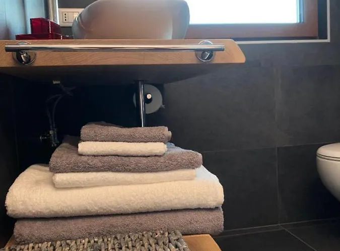 2 Cuori E Un 3* Sueglio